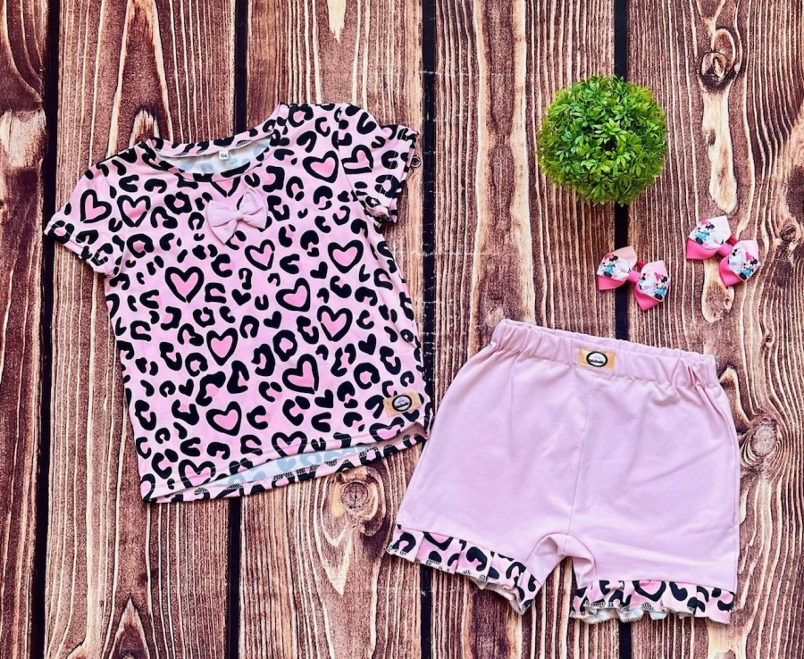 Rožinis leopardas